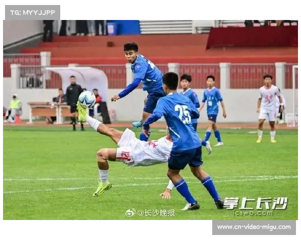 中国水球男队力克东道主新加坡 赢得世锦赛历史首胜 中国水球男队力克东道主新加坡 赢得世锦赛历史首胜